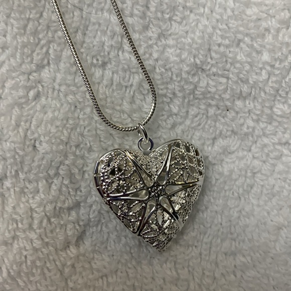 925 silver heart locket necklace with  snake chain​ - Picture 2 of 6